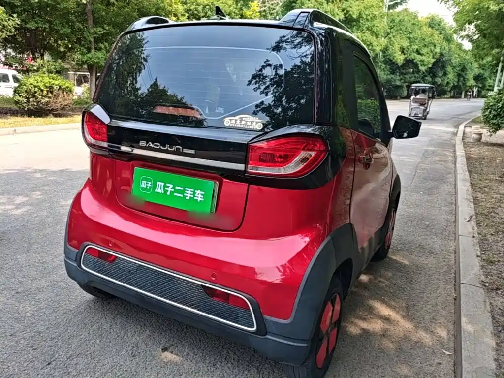 Baojun E100 2021