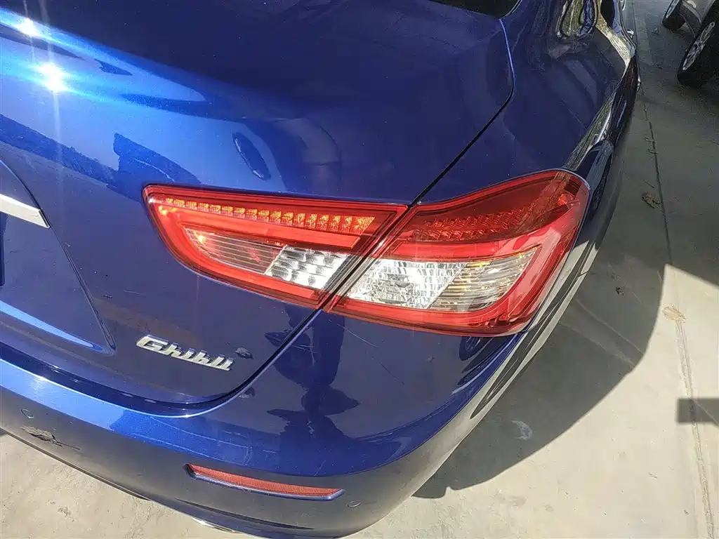 Maserati Ghibli 2014 — фото 24