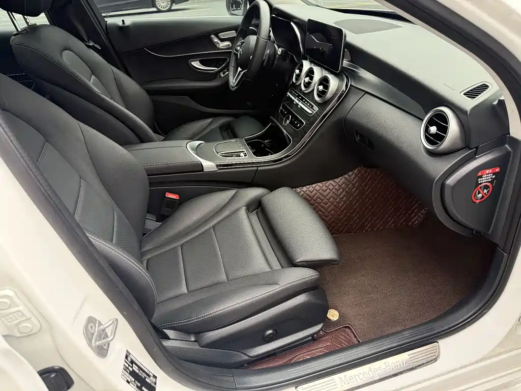 Mercedes-Benz C-Class 2020 — фото 21