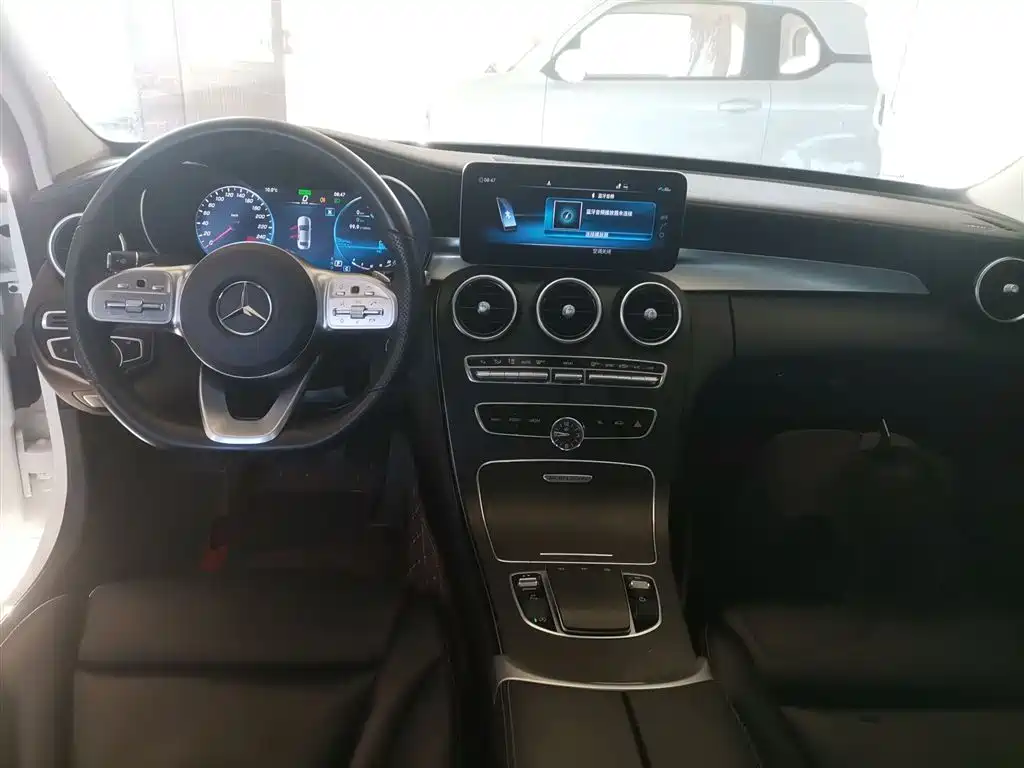 Mercedes-Benz C-Class 2021 — фото 12