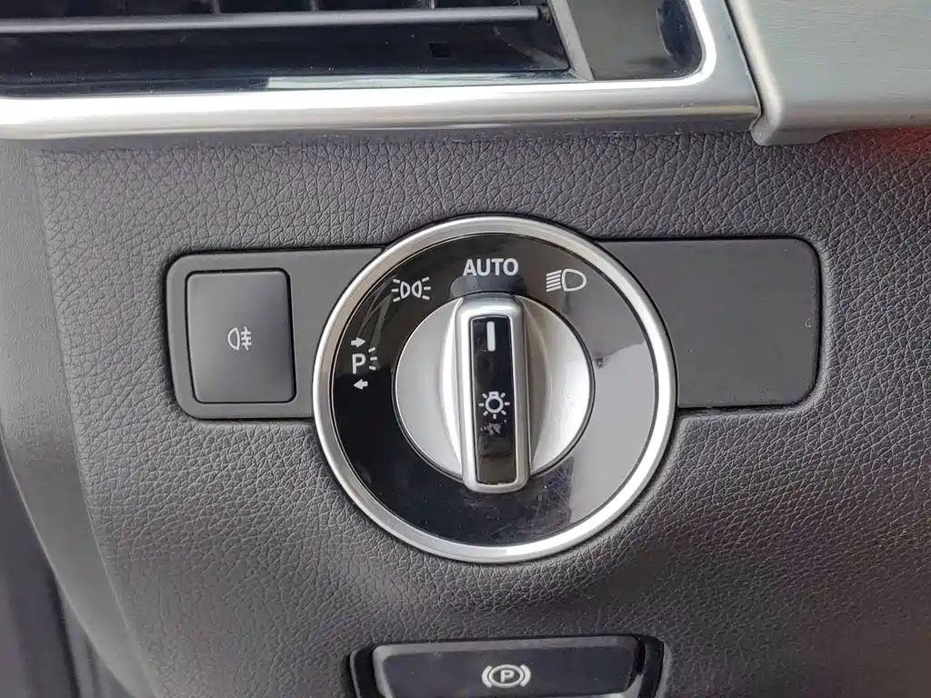 Mercedes-Benz GLE 2017 — фото 21