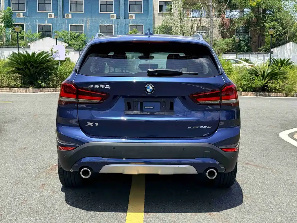 BMW X1 2022 — фото 9
