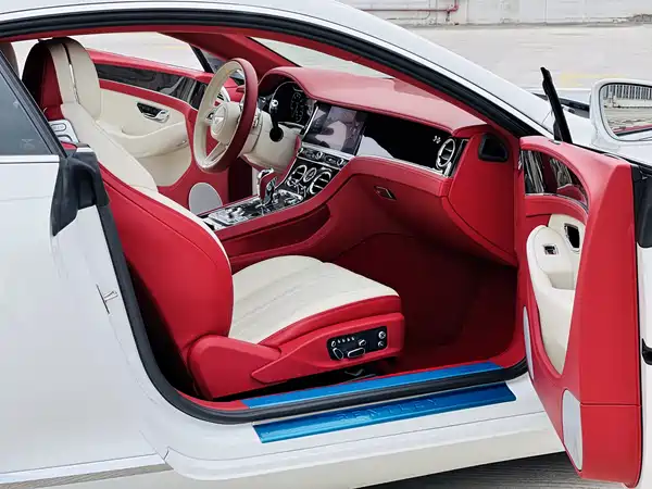 Bentley Continental 2024
