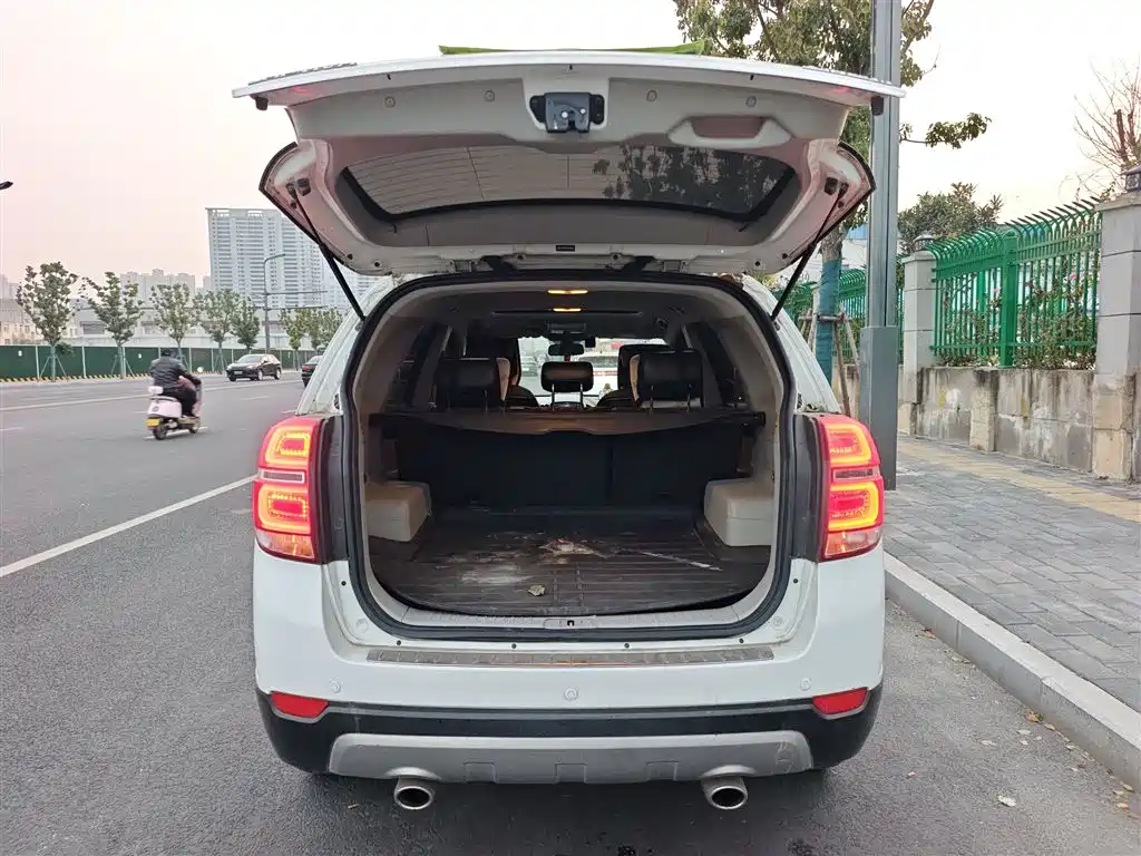 Chevrolet Captiva 2016 — фото 19