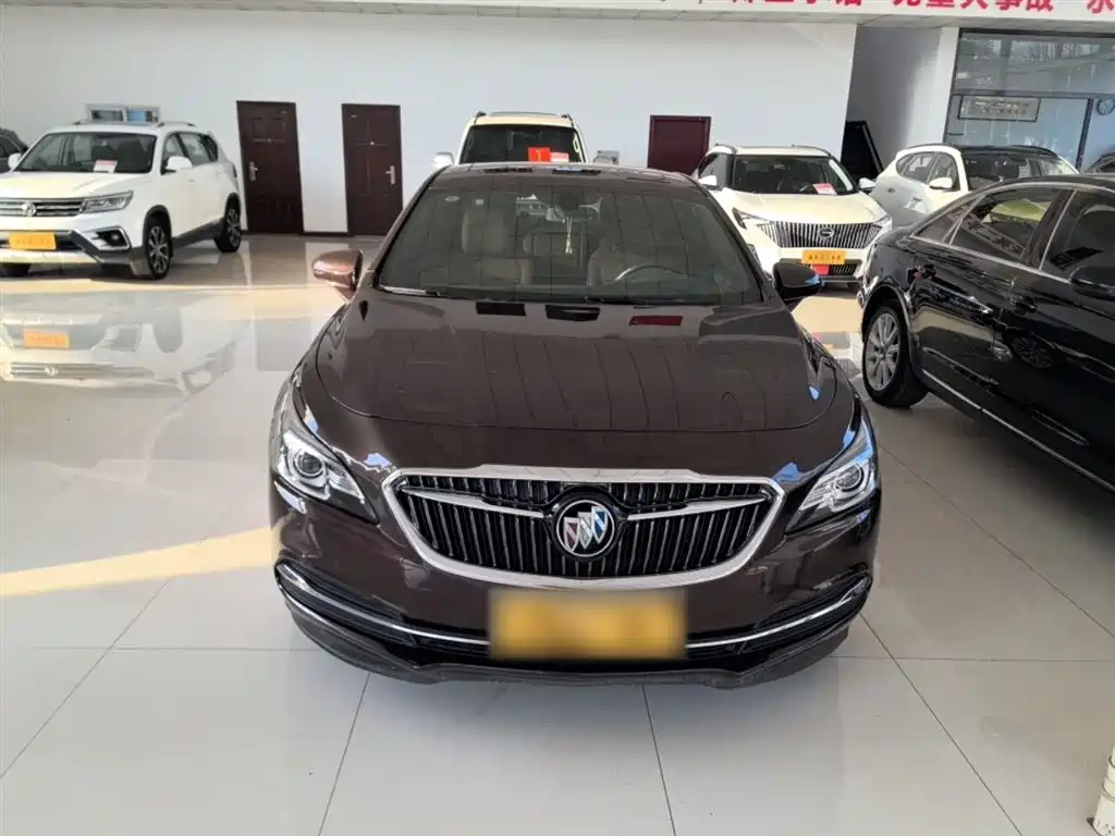 Buick LaCrosse 2018 — фото 3