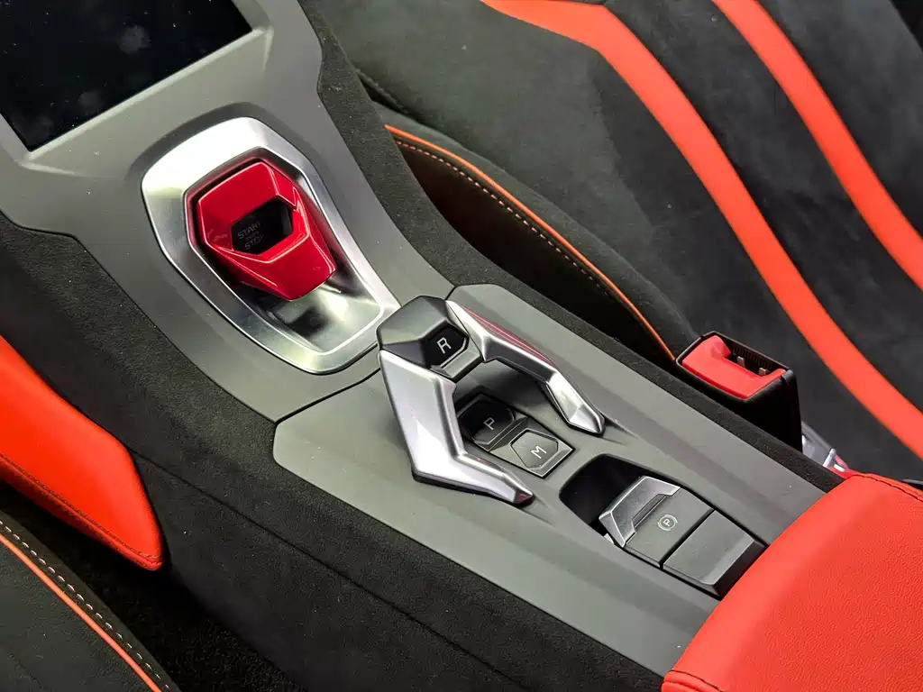 Lamborghini Huracan 2024 — фото 38