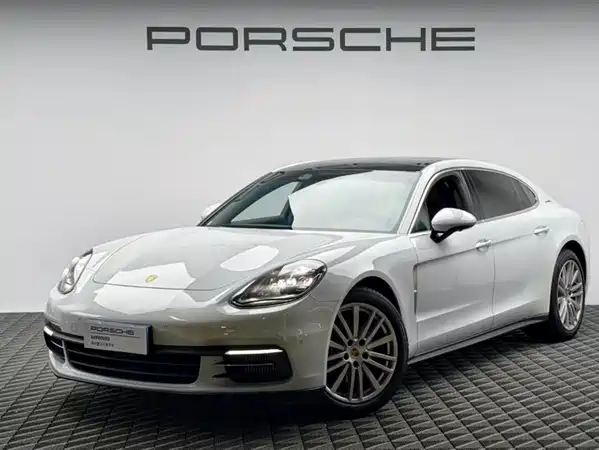 Porsche Panamera 2019