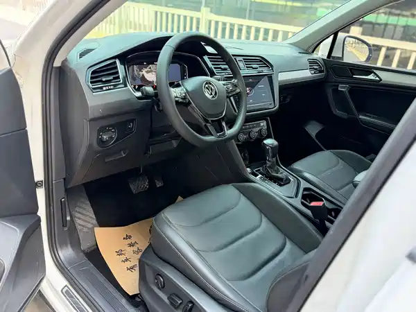 Volkswagen Tiguan L 2021