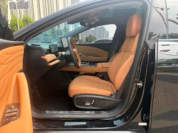 Geely Galaxy Starshine 8 2025