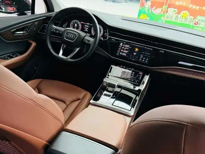Audi Q7 2020 — фото 7