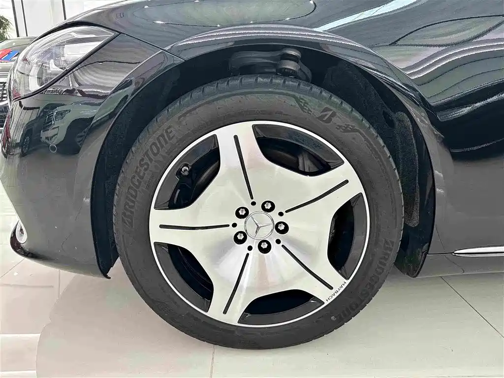 Mercedes-Benz Maybach S-Class 2023