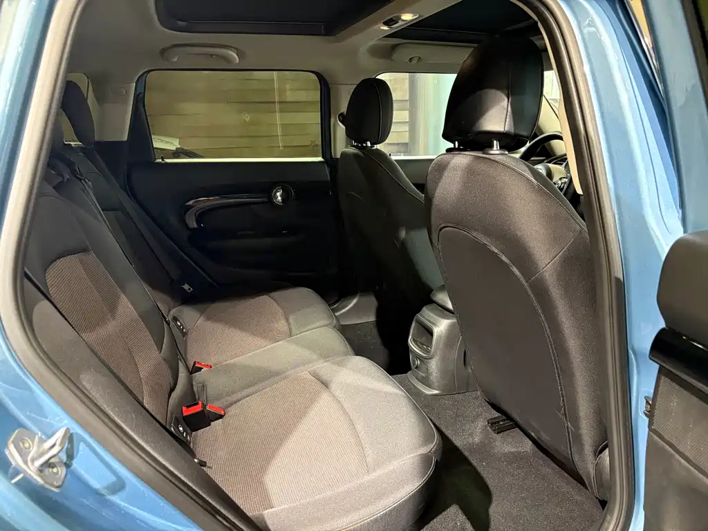 MINI Clubman 2016 — фото 16