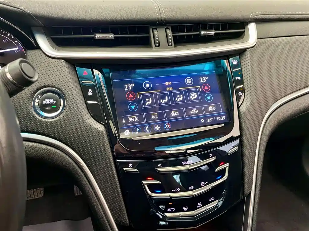 Cadillac XTS 2019 — фото 10
