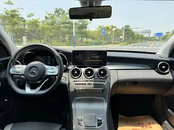 Mercedes-Benz C-Class 2021