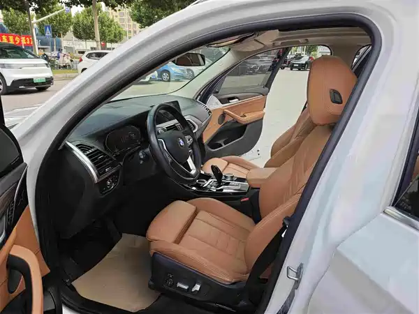 BMW X3 2021
