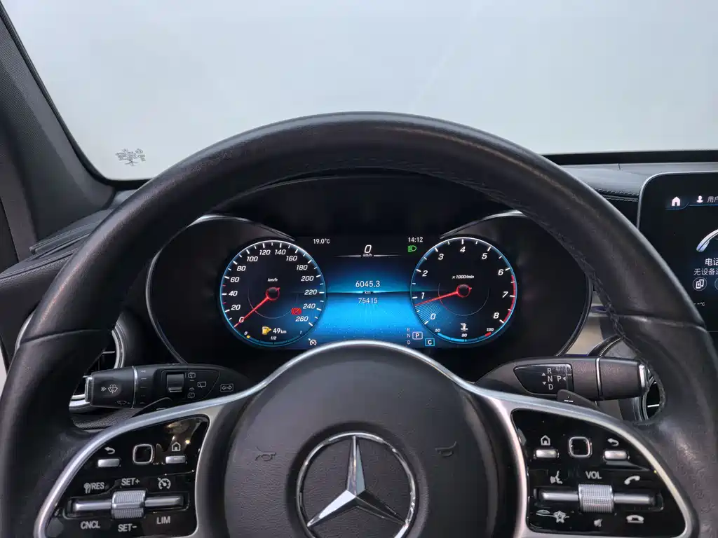 Mercedes-Benz GLC 2020 — фото 13