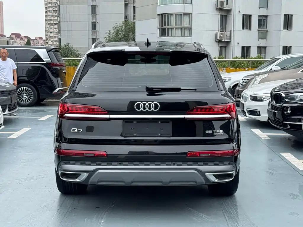 Audi Q7 2023