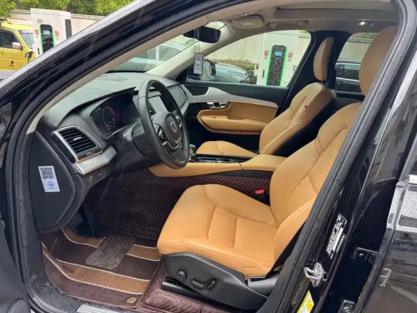 Volvo XC90 2016