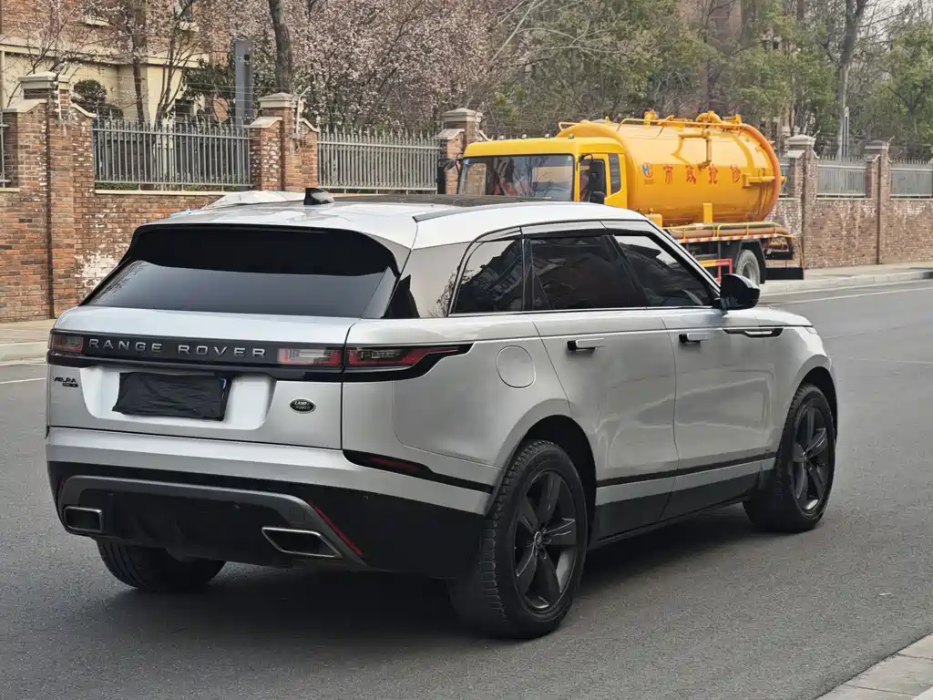 Land Rover Velar 2019 — фото 9