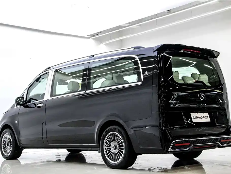 Mercedes-Benz Vito 2023 — фото 6