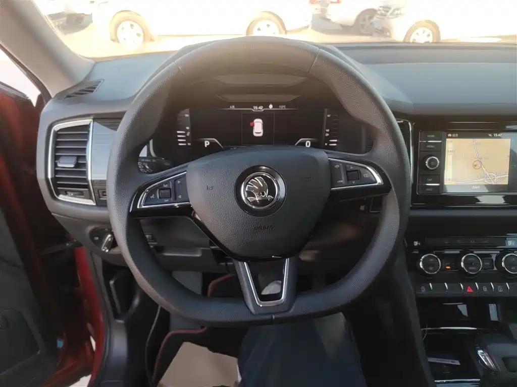 Skoda Kodiaq GT 2020 — фото 3
