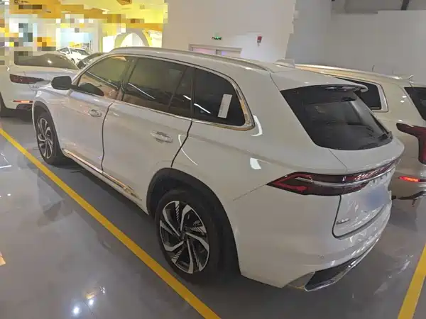 Geely Xingyue L 2024