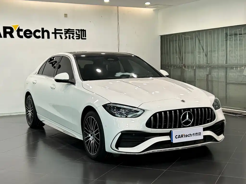 Mercedes-Benz C-Class 2023 — фото 3