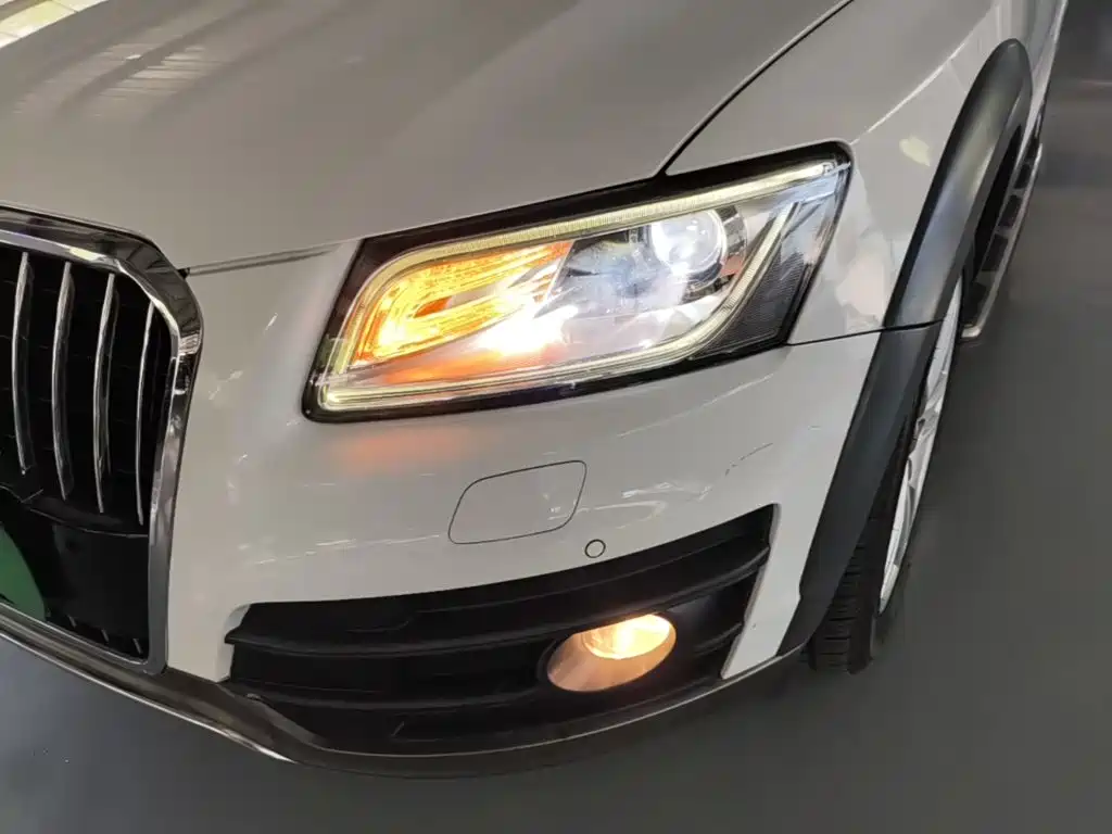 Audi Q5 2017 — фото 24