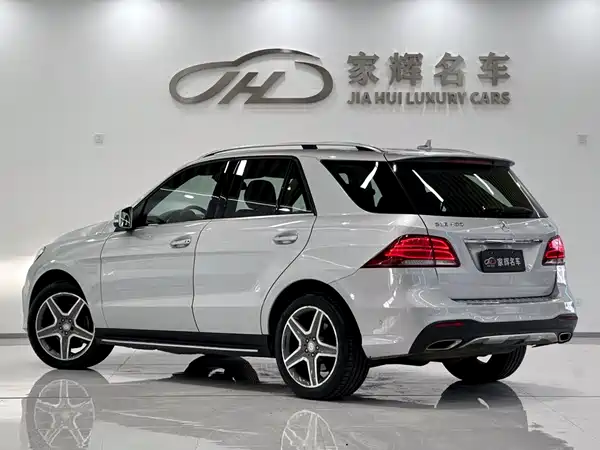 Mercedes-Benz GLE 2016