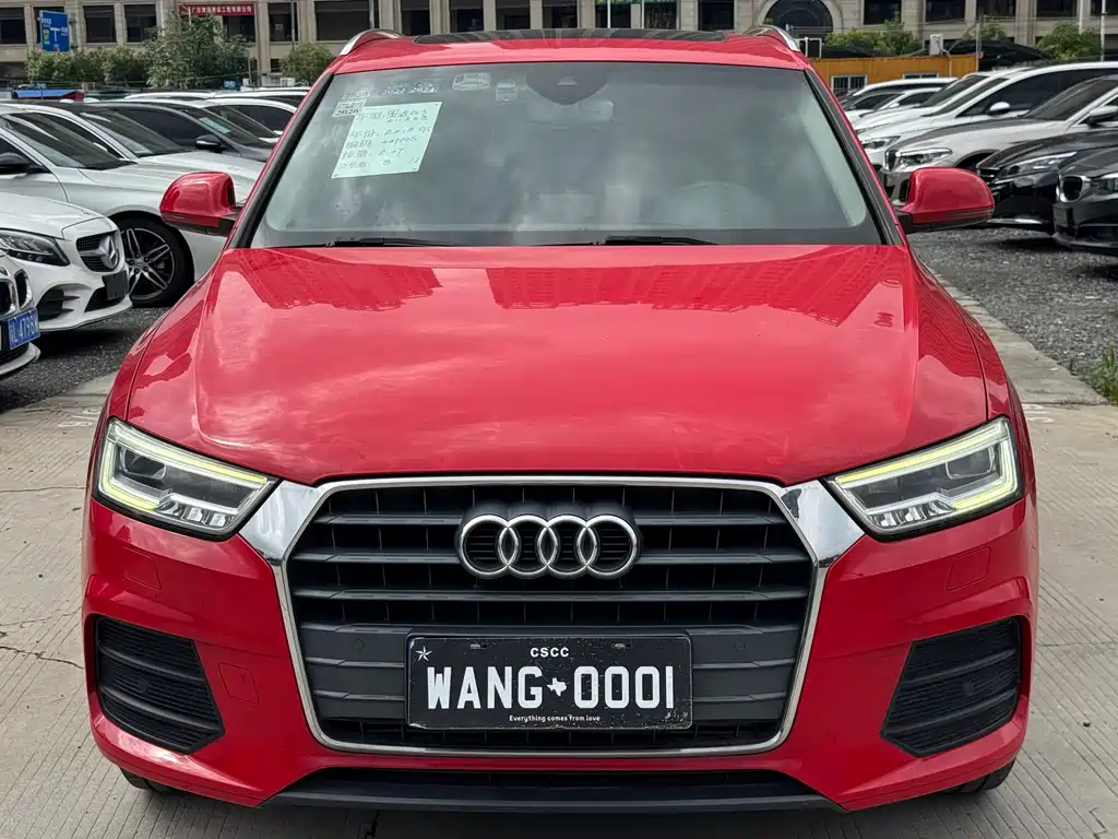 Audi Q3 2018 — фото 2