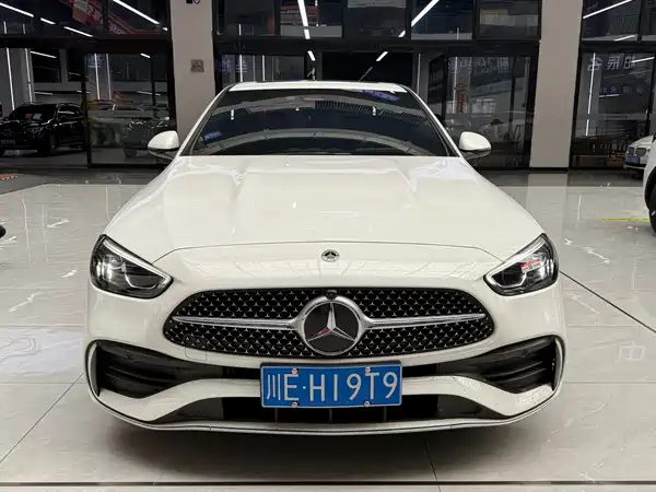 Mercedes-Benz C-Class 2025