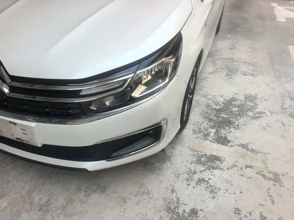 Citroën C4L 2017 — фото 24