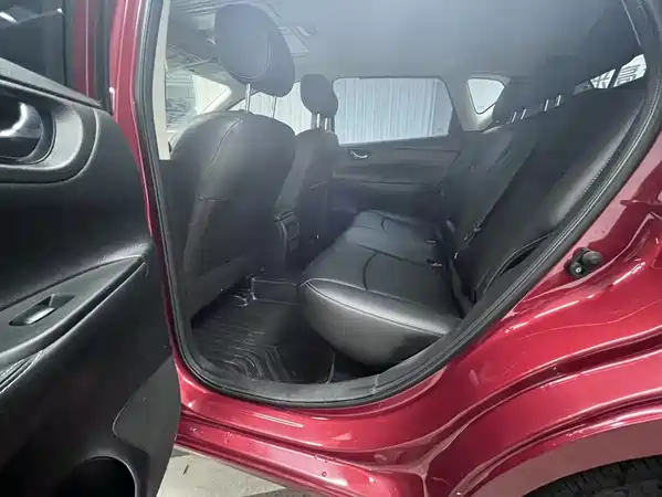 Nissan Tiida 2023