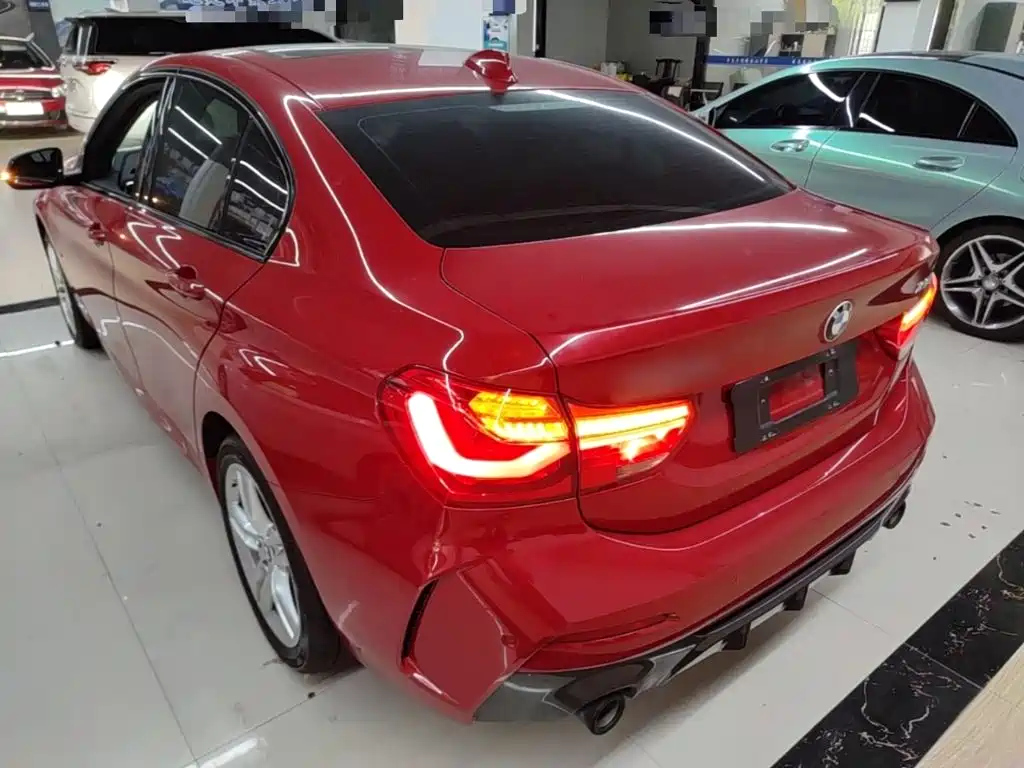 BMW 1 Series 2021