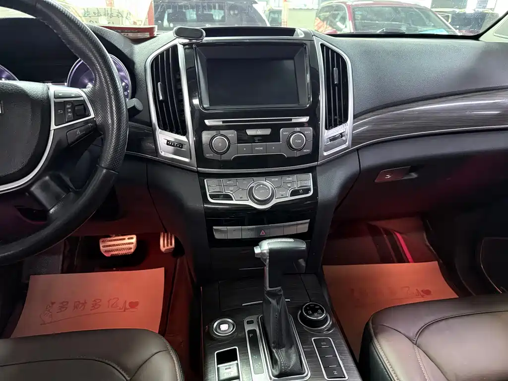 Haval H9 2016 — фото 15