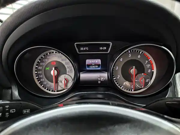 Mercedes-Benz GLA 2016