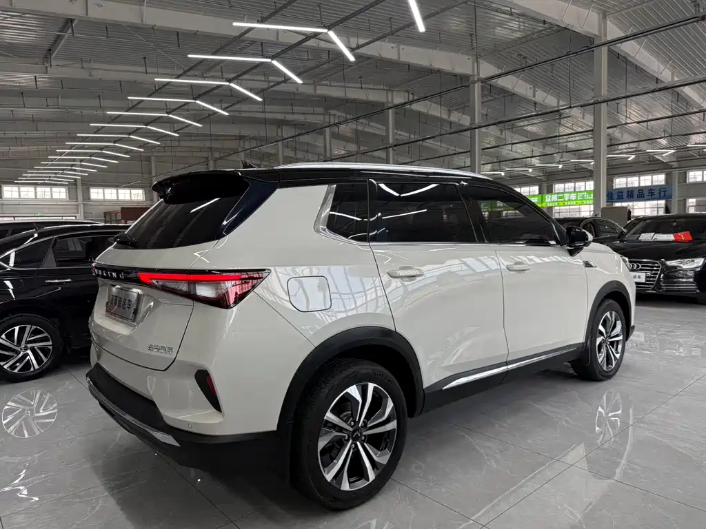 Wuling Xingchen 2022 — фото 9