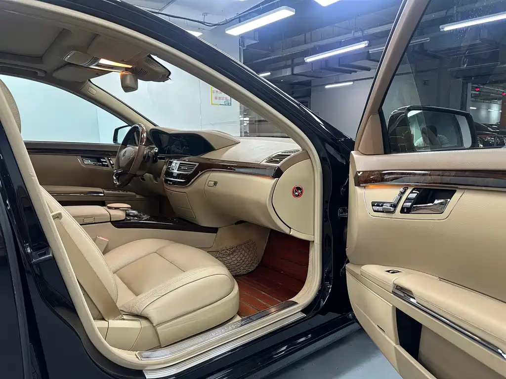Mercedes-Benz S-Class 2011 — фото 16