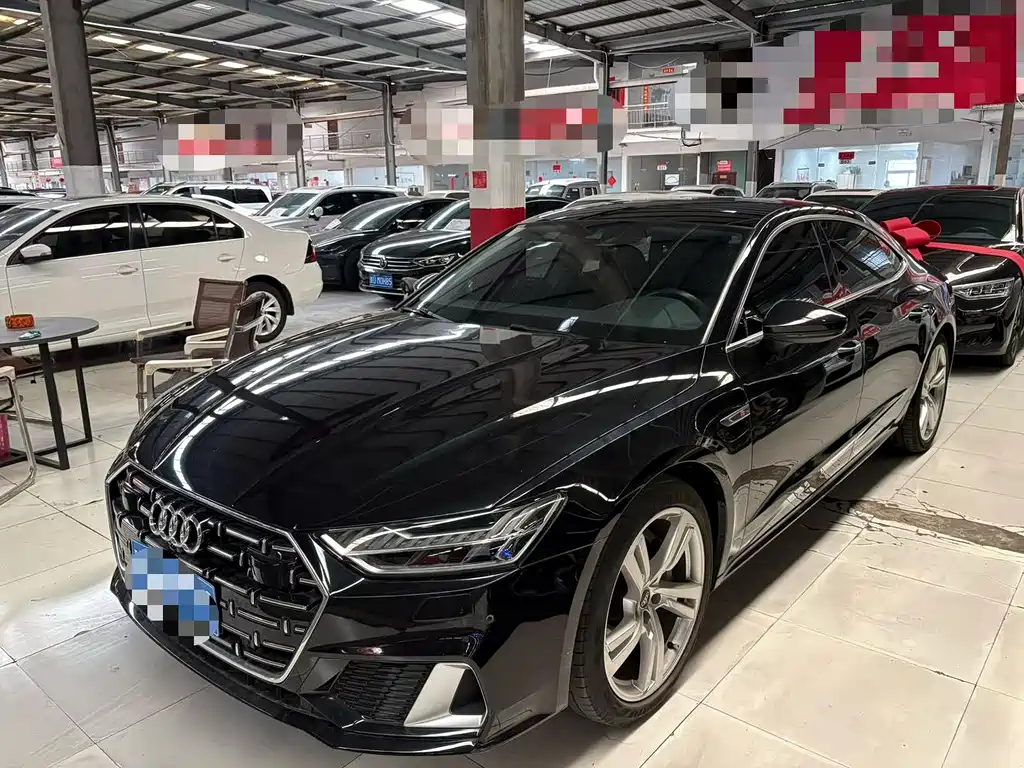 Audi A7L 2023 — фото 1