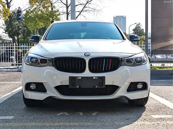 BMW 3 Series GT 2019