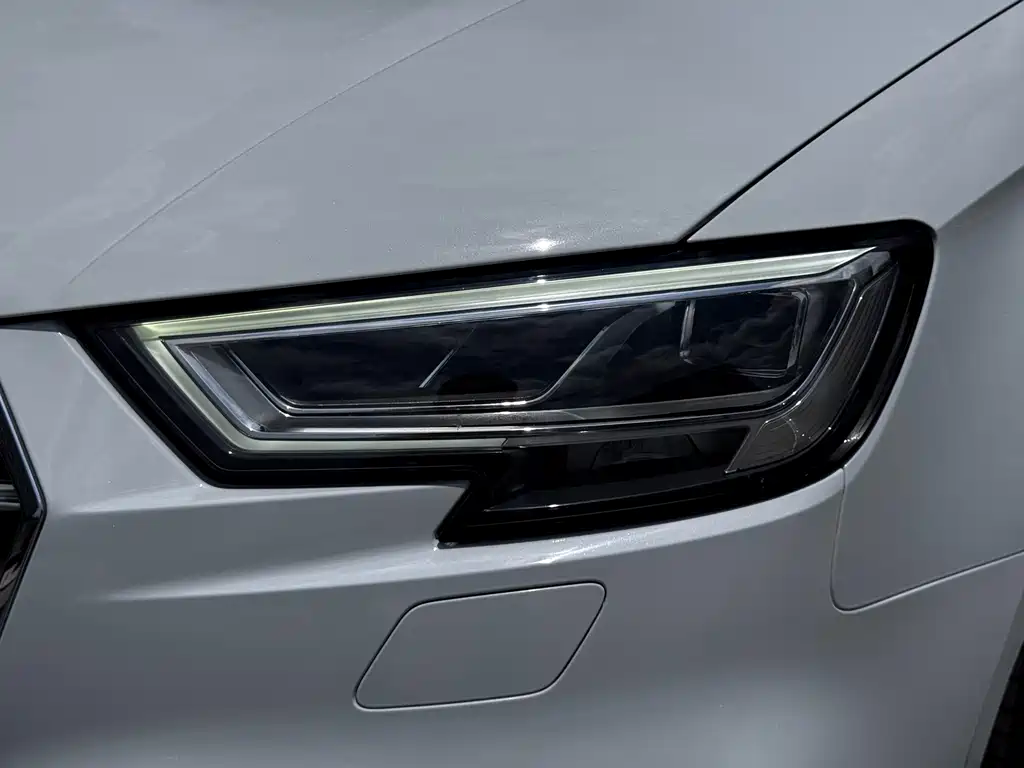 Audi S3 2017 — фото 19
