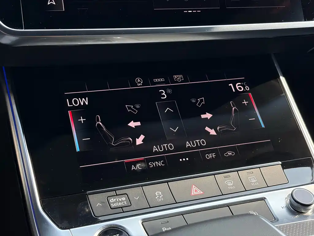 Audi A6L 2022 — фото 12