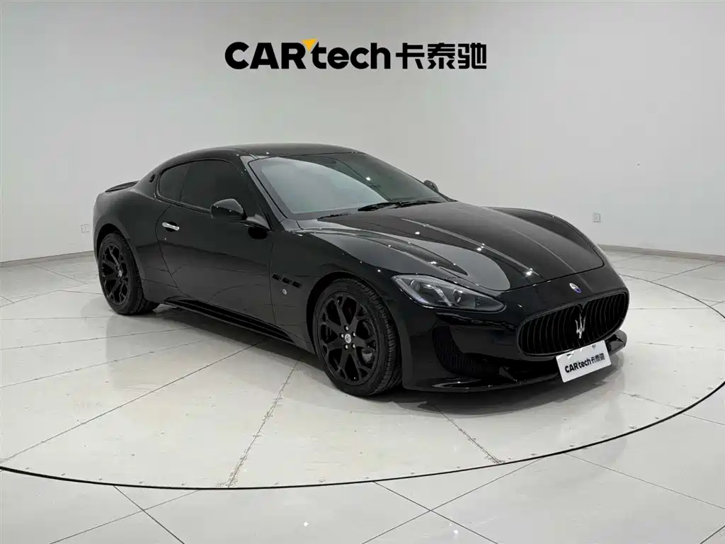 Maserati GranTurismo 2014 — фото 4
