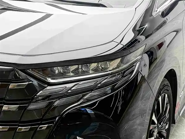 Toyota Alphard 2023