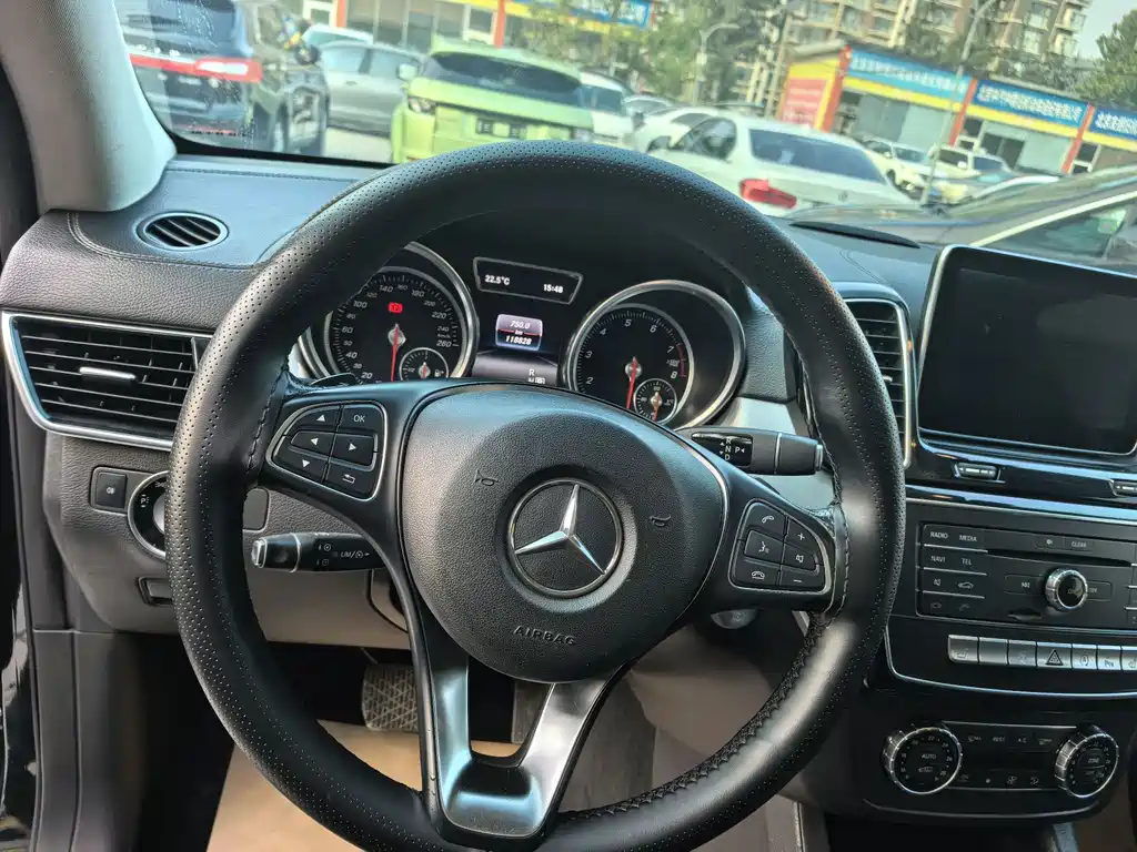 Mercedes-Benz GLE Coupe 2016 — фото 10
