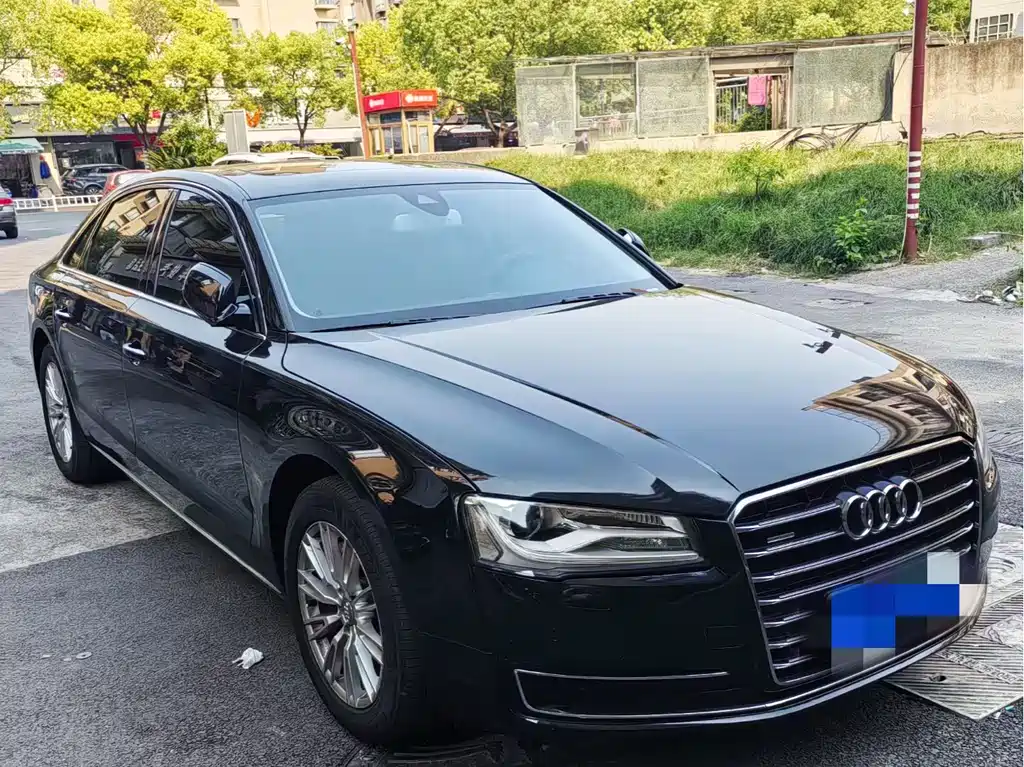 Audi A8 2016