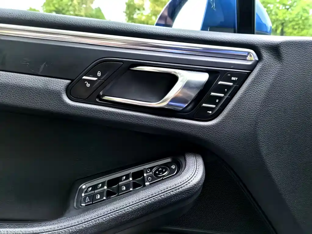 Porsche Macan 2015 — фото 4