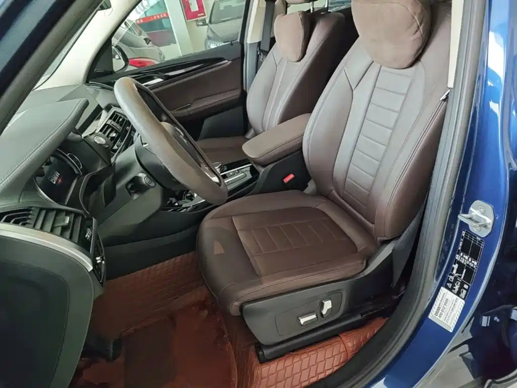 BMW X3 2018 — фото 15