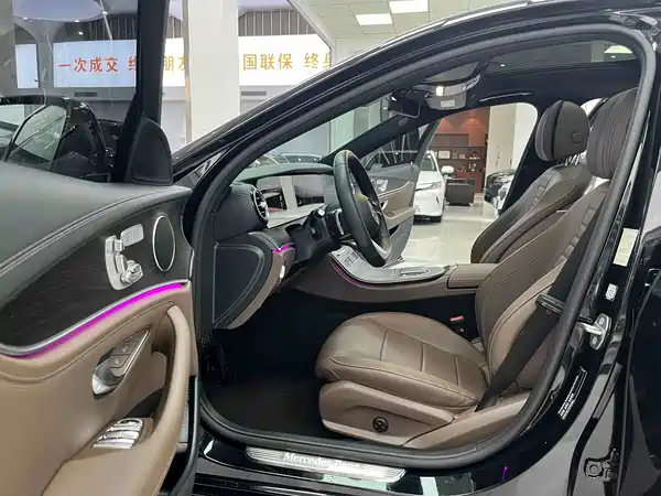 Mercedes-Benz E-Class 2024