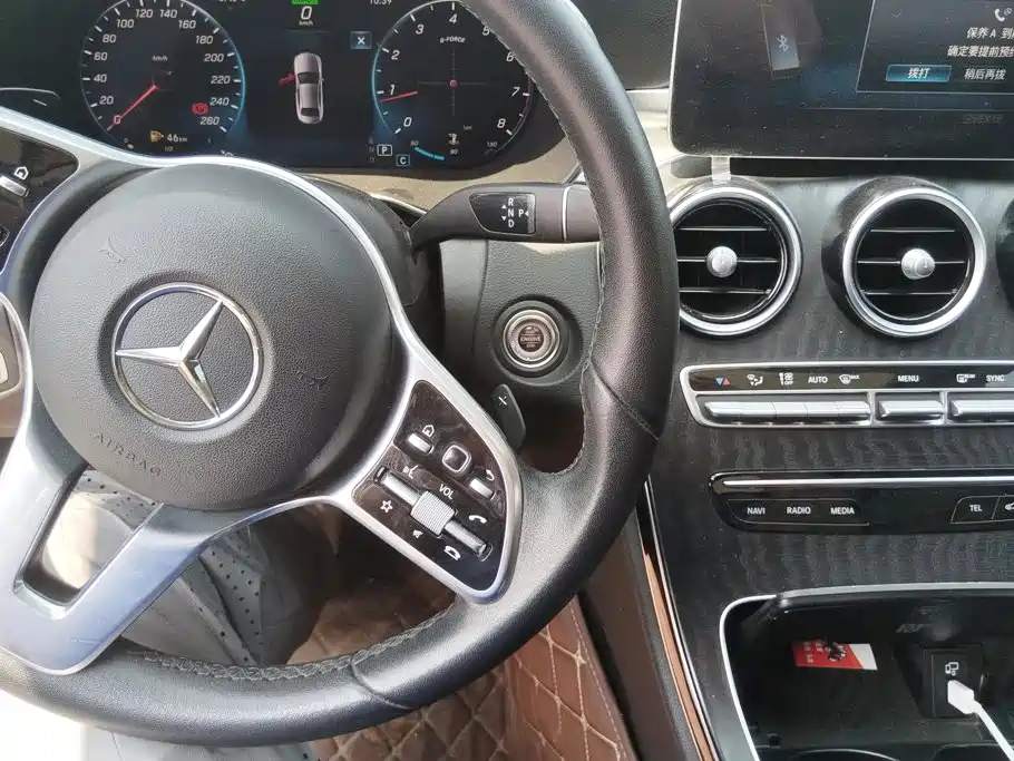 Mercedes-Benz C-Class 2019 — фото 12